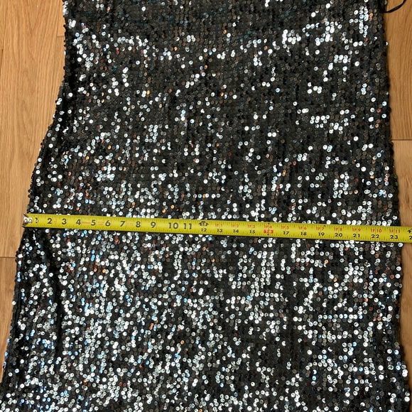 Avenue Black and Silver Sequin Dress - Picture 6 of 8